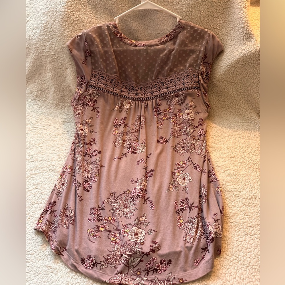 Purple top - Picture 2 of 2